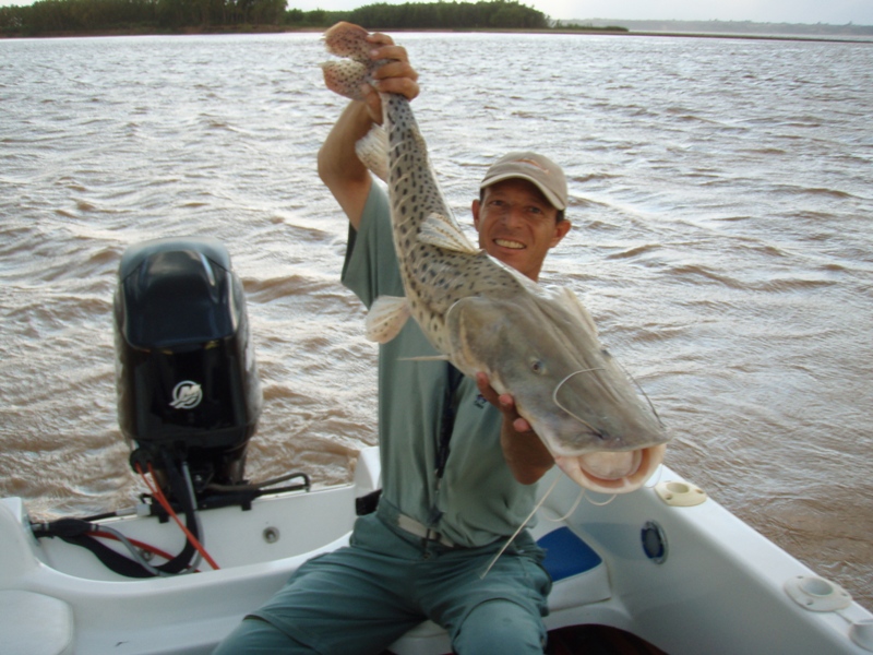 PESCA EN COSTA FLORENTINO